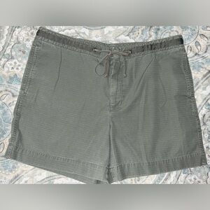 Eddie‎ Bauer Olive Green Shorts Women’s Small Drawstring Waist